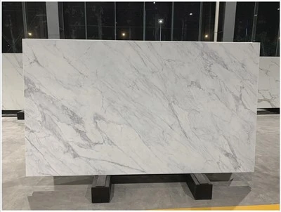 Carrara Bán Clasaiceach